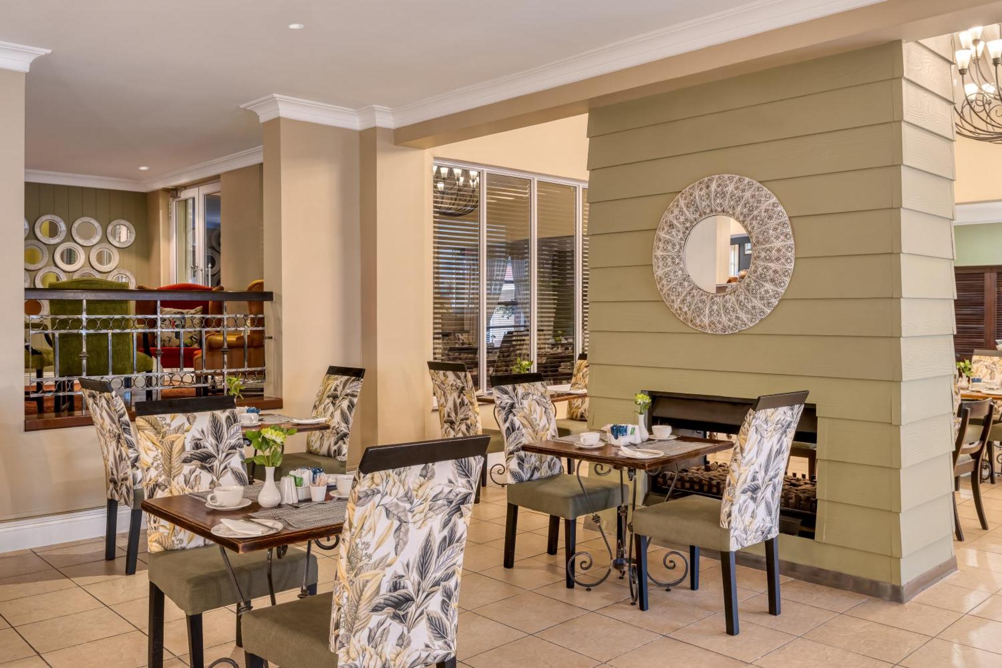 Protea Hotel By Marriott Nelspruit Mbombela Exterior foto
